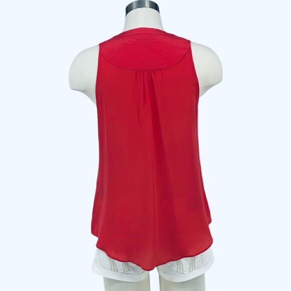 bebe Sleeveless Button Down Blouse - Hibiscus - Picture 4 of 13